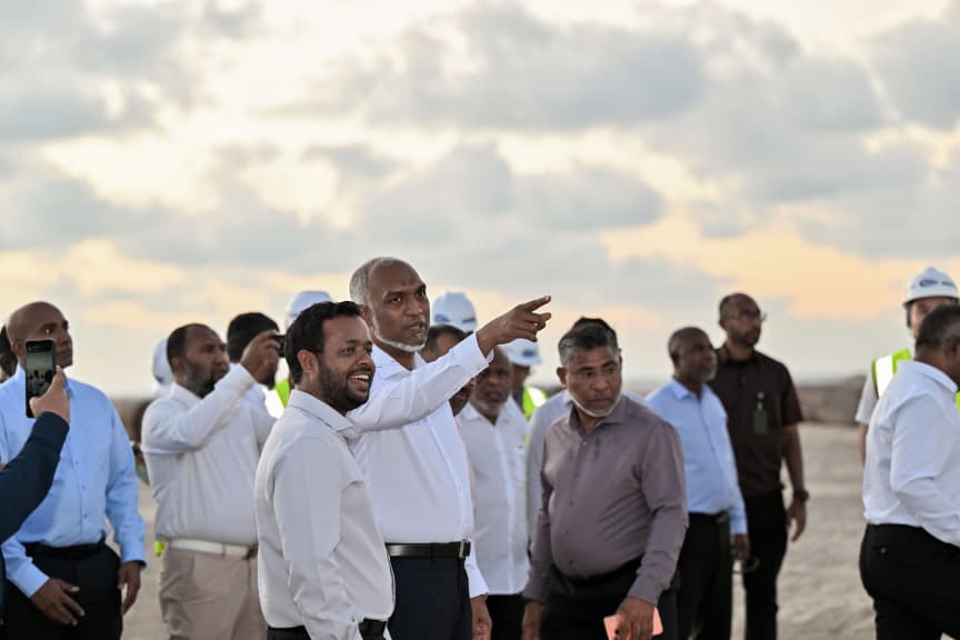 ހުޅުމާލޭގައި އިތުރު 5000 ހައުސިން ޔުނިޓް އެޅުމުގެ މަސައްކަތް ސަރުކާރުން ދަނީ ކުރަމުން: މިނިސްޓަރު މުއްތަލިބް