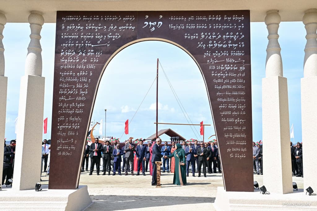 ބޮޑުތަކުރުފާނުގެ ހަނދާނީ ދޮރާށި ރައީސް ހުޅުއްވައިދެއްވައިފި